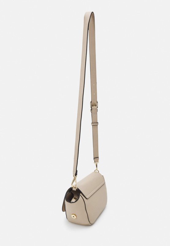 Bolso De Hombro Megeve Mario Valentino Beige VBS7GM03 - Imagen 6